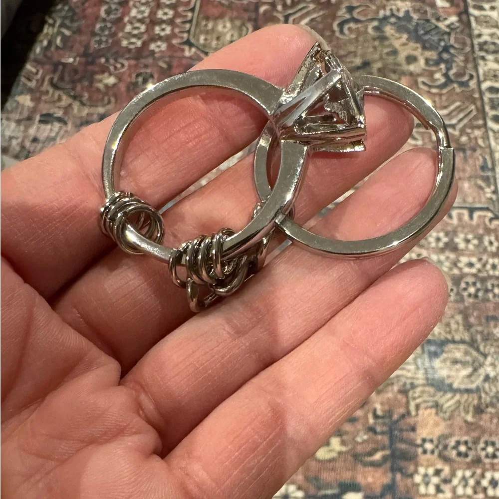 New Large Engagement Ring Keychain - Picture 3 of 4